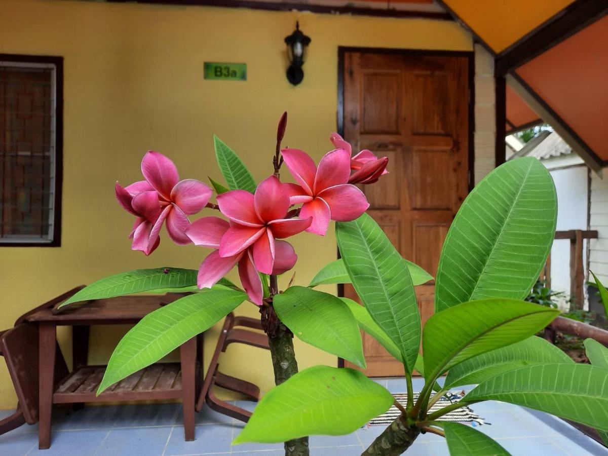 Long Beach Garden Resort Ko Lanta Exterior foto