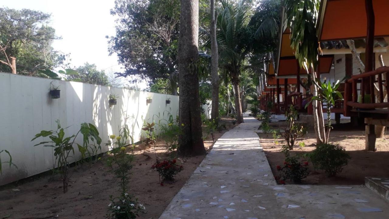 Long Beach Garden Resort Ko Lanta Exterior foto